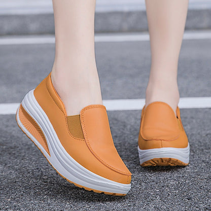 Novinka 2026 – Měkké a pohodlné, ideální pro volný čas 👟 Dámské slip-on platformové boty